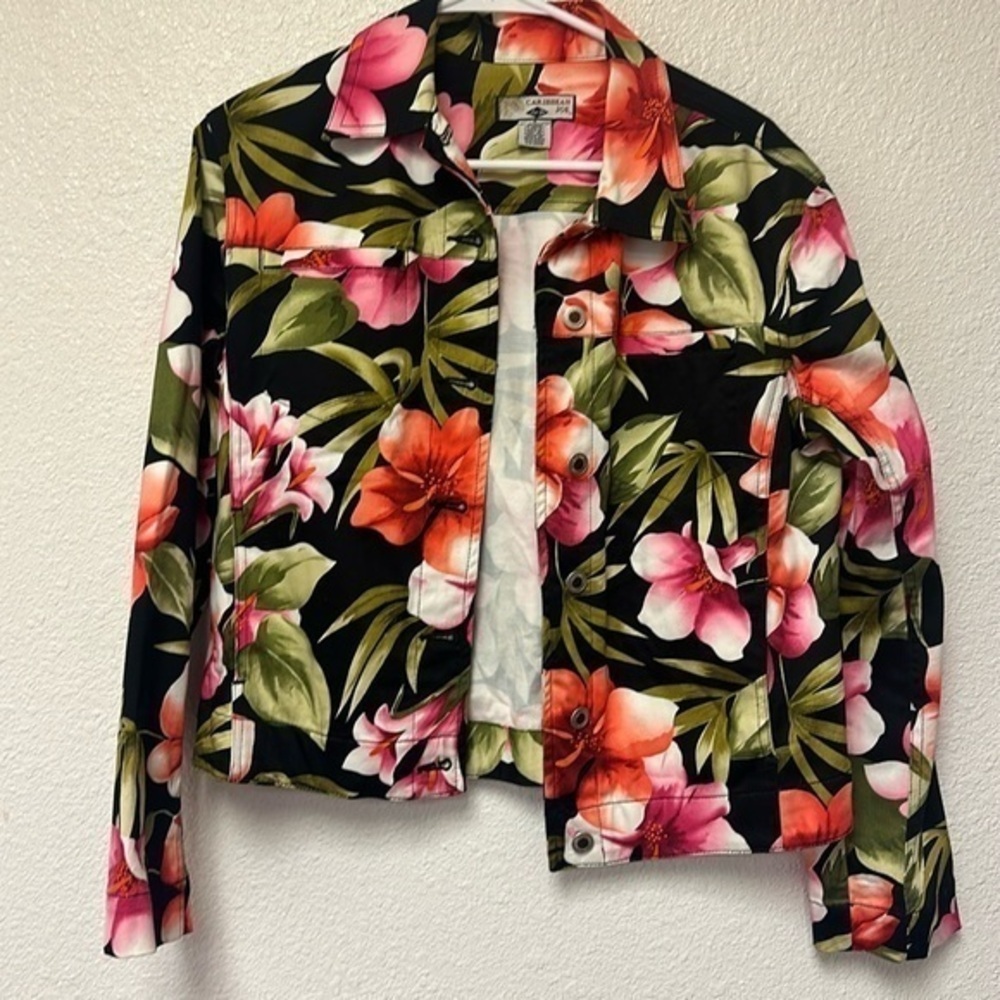 Caribbean Joe women’s multicolored floral button up jacket size small